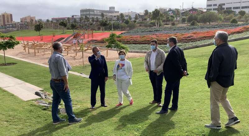 El alcalde visita la zona (Foto TA)